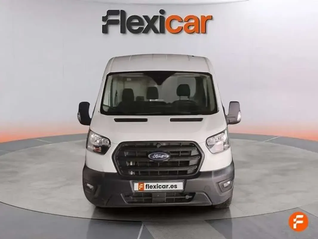 Usado Ford Transit 131 CV (96 kW) 2023 Blanco Van