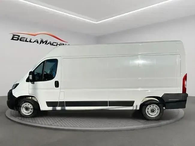 Usado Fiat Ducato 120 CV (88 kW) 2023 Blanco Van