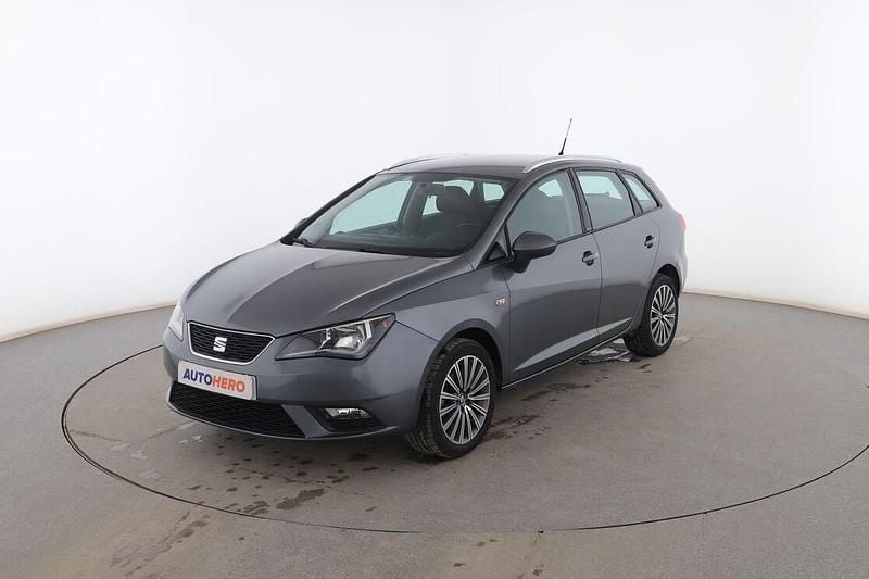 Usado Seat Ibiza ST CONNECT 90 CV (66 kW) 2016 Gris Familiar