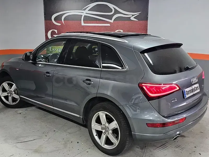 Usado Audi Q5 S-Line 177 CV (130 kW) 2012 Gris / plata SUV