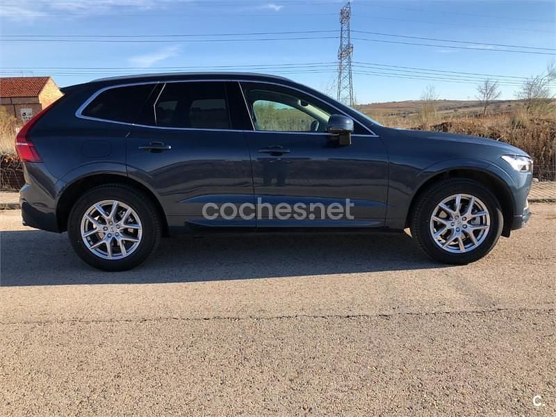 Usado Volvo XC60 Momentum 190 CV (139 kW) 2018 Azul SUV