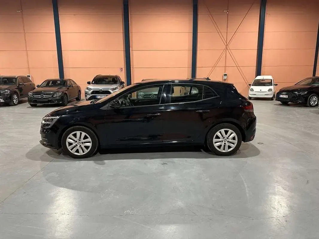 Usado Renault Mégane Business 116 CV (85 kW) 2022 Negro Utilitario