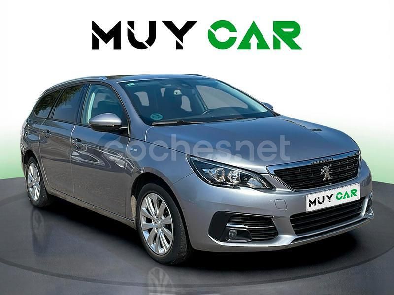 Gris / plata Usado 2019 Peugeot 308 Style Familiar | 9890 € (Precio justo) - Imagen 1/4
