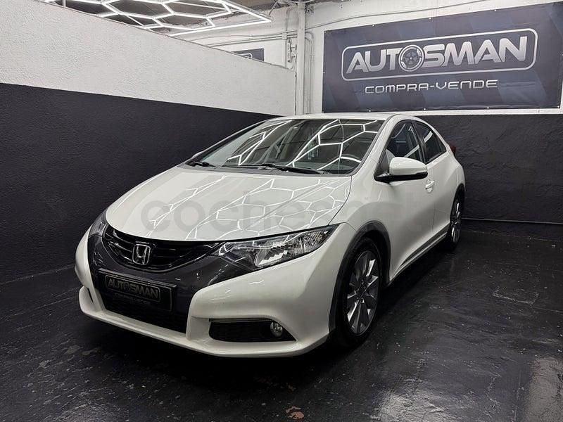 Usado Honda Civic Sport 100 CV (73 kW) 2012 Blanco Berlina
