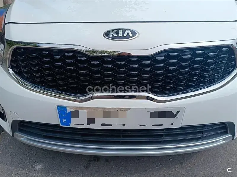 Usado Kia Carens 135 CV (99 kW) 2017 Blanco Monovolumen