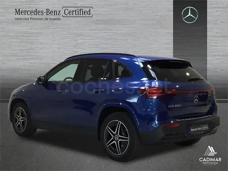 Usado Mercedes EQA250 AMG 139 kW (190 CV) 2025 Azul espectra SUV
