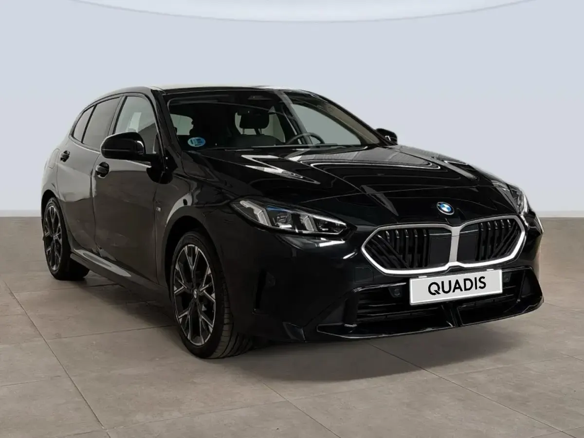 Usado BMW 120 163 CV (119 kW) 2025 Negro Utilitario
