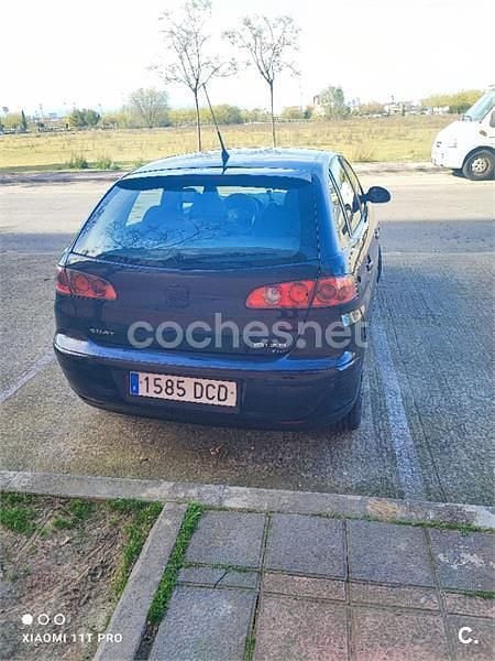 Usado Seat Ibiza 100 CV (73 kW) 2004 Negro Utilitario