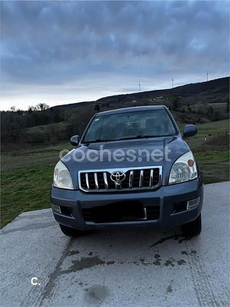 Usado Toyota Land Cruiser 166 CV (122 kW) 2007 Gris / plata SUV