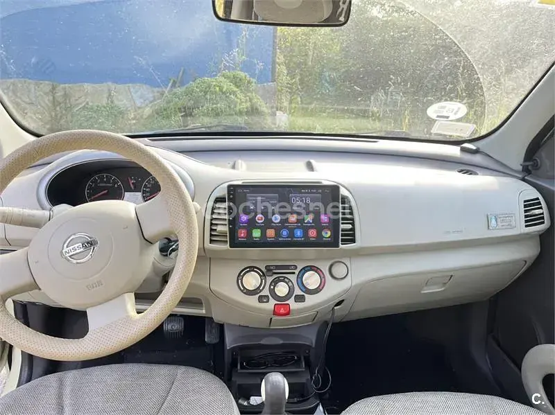 Usado Nissan Micra Visia 65 CV (47 kW) 2005 Amarillo Berlina
