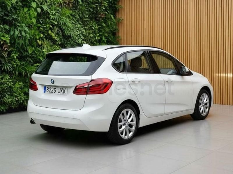 Usado BMW 218 Sport Line 150 CV (110 kW) 2016 Blanco Familiar
