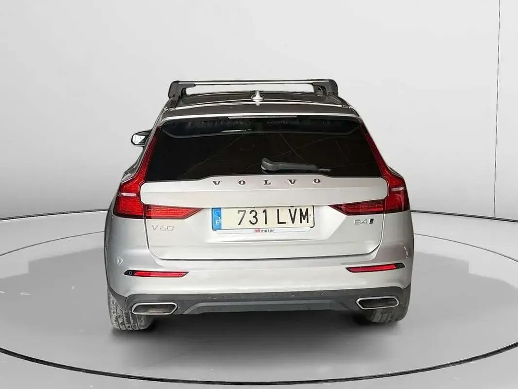 Usado Volvo V60 CC 197 CV (144 kW) 2021 Gris Familiar