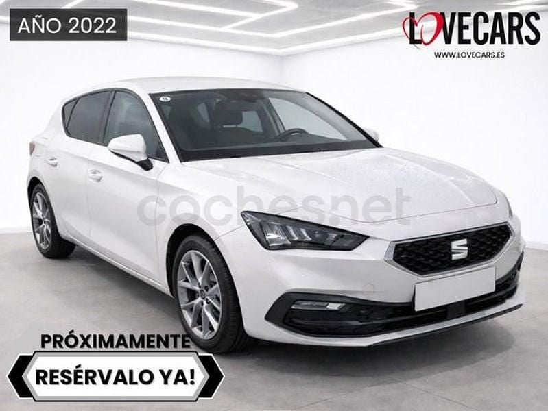 Usado Seat Leon Style 115 CV (84 kW) 2022 Blanco Berlina