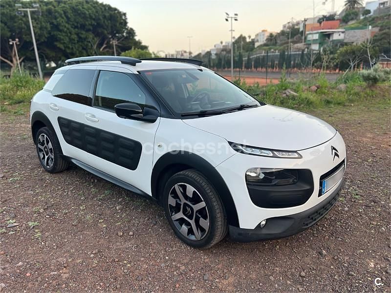 Usado Citroën C4 Feel 110 CV (80 kW) 2015 Blanco Berlina
