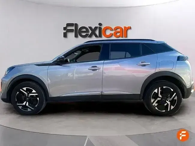 Usado Peugeot 2008 Allure 100 CV (73 kW) 2024 Gris SUV