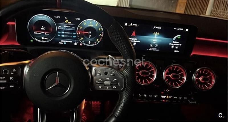 Usado Mercedes A35 AMG 306 CV (225 kW) 2019 Gris / plata Berlina