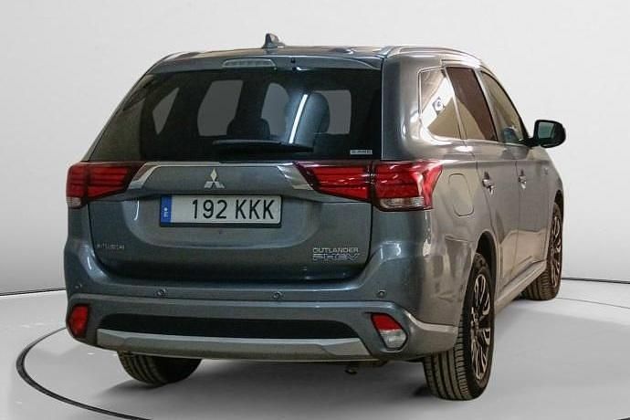 Usado Mitsubishi Outlander 203 CV (149 kW) 2018 SUV