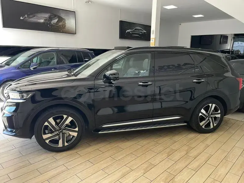 Usado Kia Sorento 232 CV (170 kW) 2022 Negro SUV