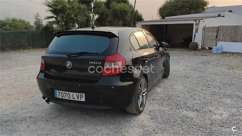Usado BMW 120 Comfort Edition 163 CV (119 kW) 2007 Negro Utilitario