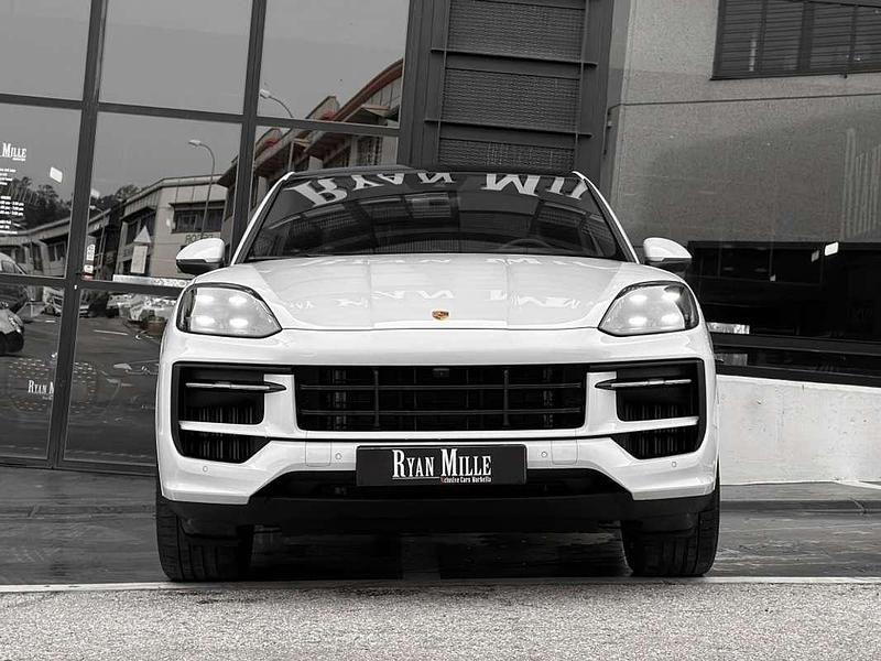 Usado Porsche Cayenne 470 CV (345 kW) 2023 Blanco SUV