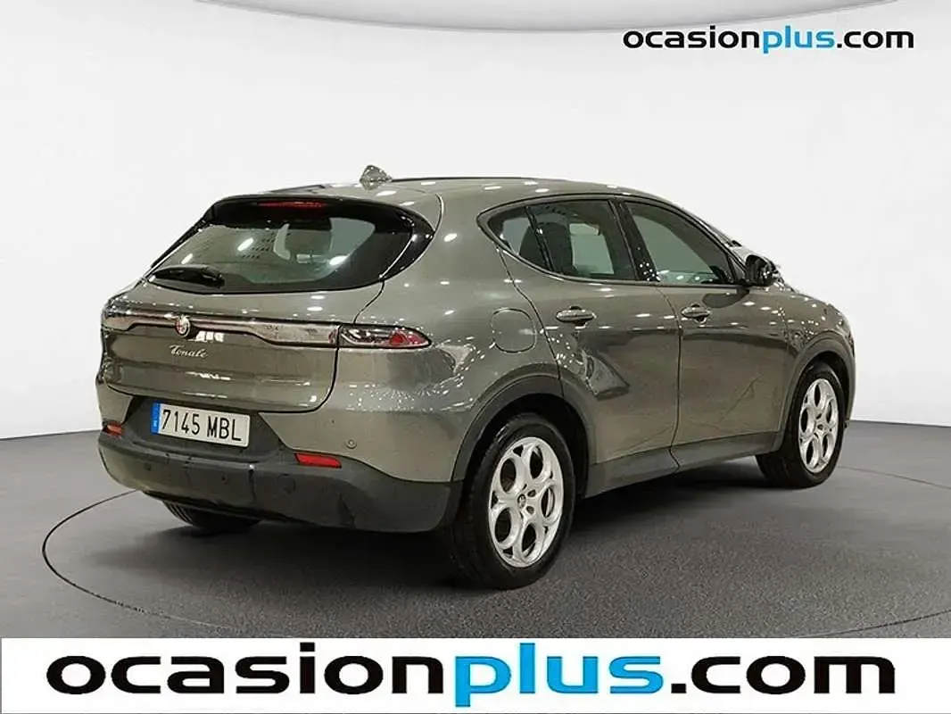 Usado Alfa Romeo Tonale Sprint 2022 Gris SUV
