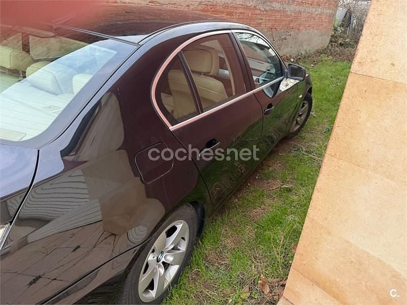 Usado BMW 520 177 CV (130 kW) 2009 Negro Berlina