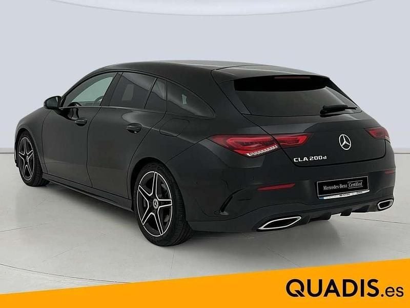 Käytetty Mercedes CLA200 Shooting Brake 150 HP (110 kW) 2022 Musta Farmari
