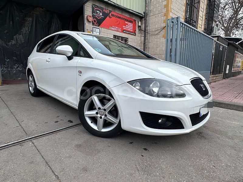 Blanco Usado 2011 Seat Leon Copa Berlina | 6200 € (Precio justo) - Imagen 1/4