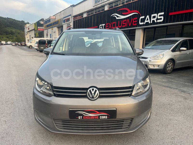 Gris / plata Usado 2011 VW Touran Advance Monovolumen | 8490 € (Precio justo) - Imagen 1/4