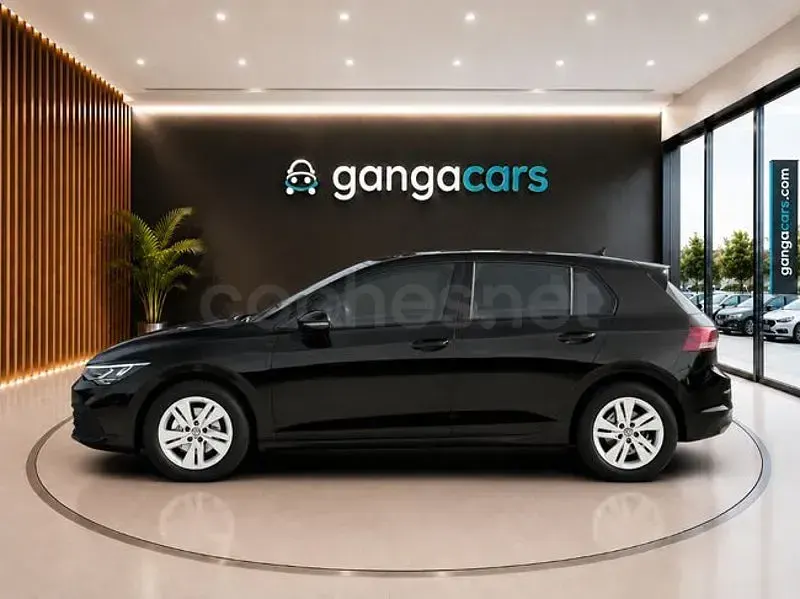 Usado VW Golf VIII Life 110 CV (80 kW) 2022 Negro Utilitario