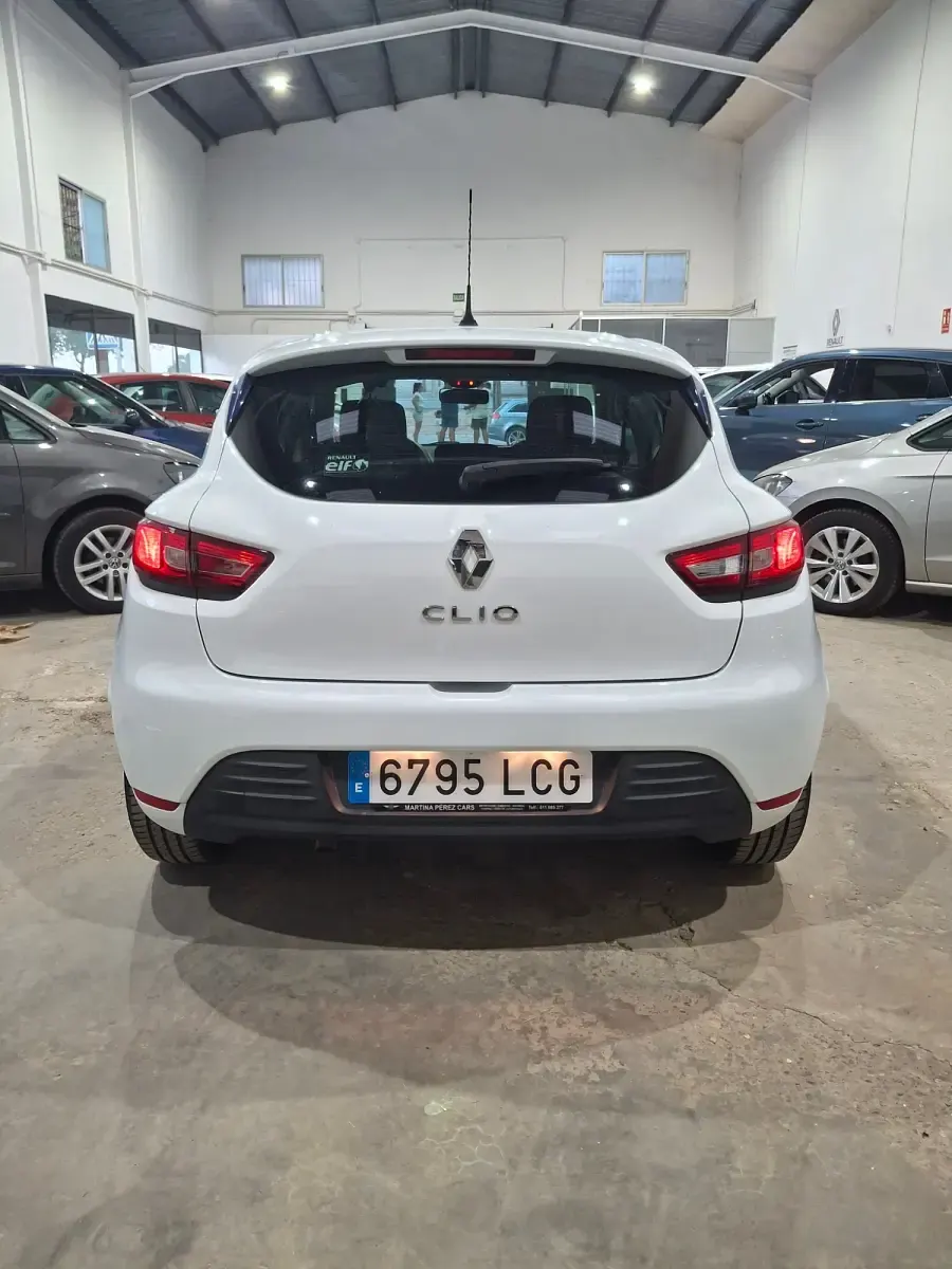 Usado Renault Clio Business 90 CV (66 kW) 2019 Blanco