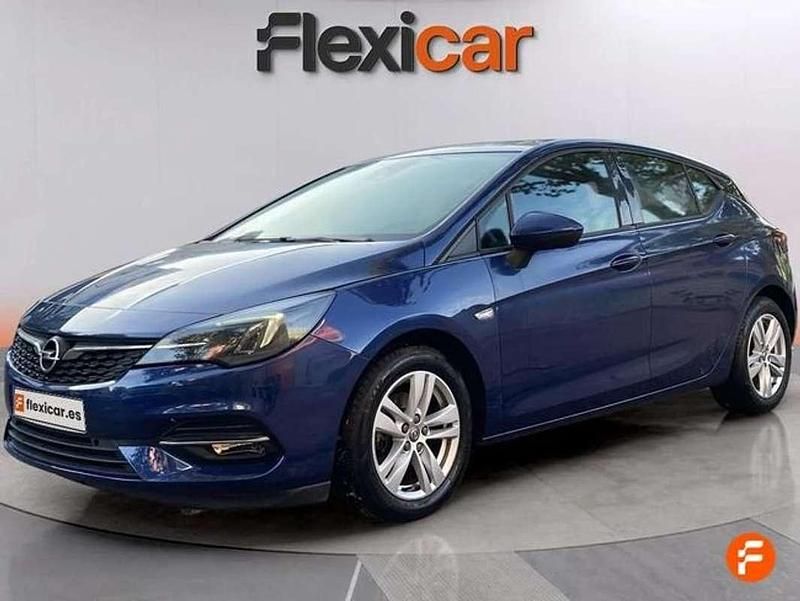 Usado Opel Astra Business Elegance 145 CV (106 kW) 2020 Azul Familiar