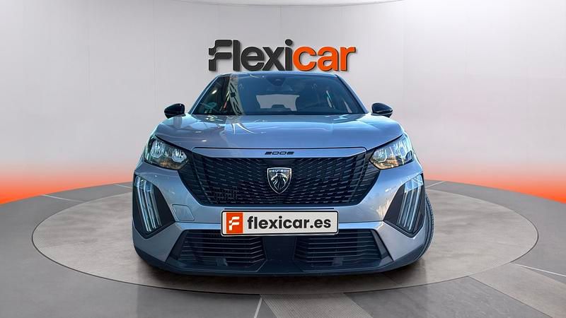 Usado Peugeot 2008 Active 101 CV (74 kW) 2023 Gris SUV