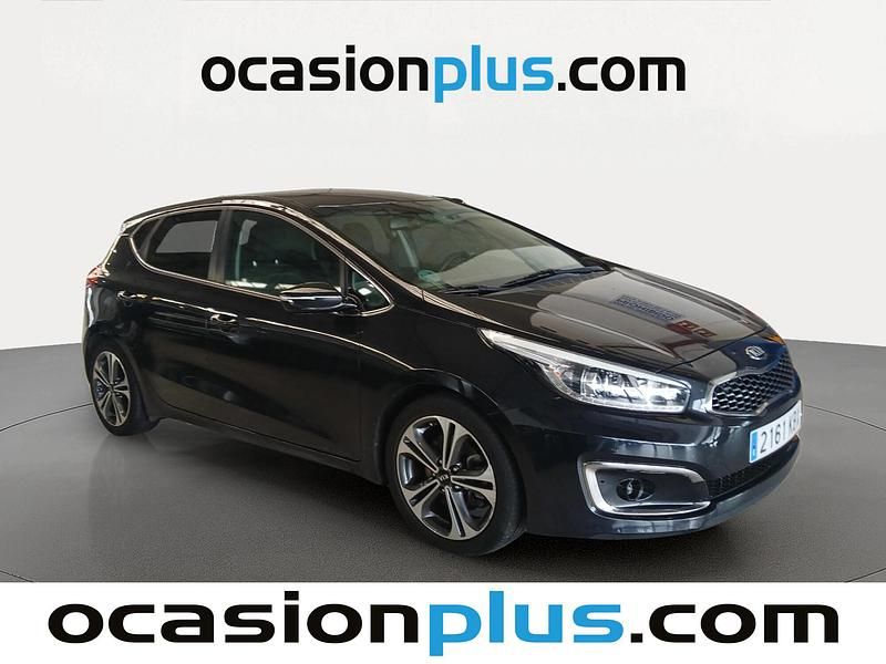 Usado Kia Ceed GT 136 CV (100 kW) 2017 Negro Utilitario