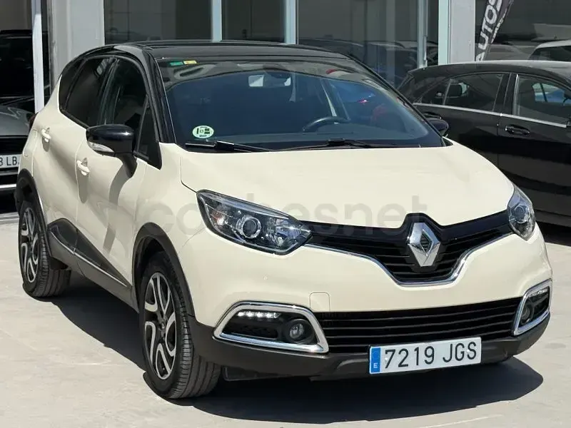 Usado Renault Captur XMOD 90 CV (66 kW) 2016 Blanco SUV