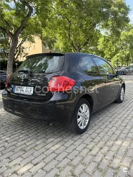 Usado Toyota Auris Active 126 CV (92 kW) 2009 Negro Utilitario