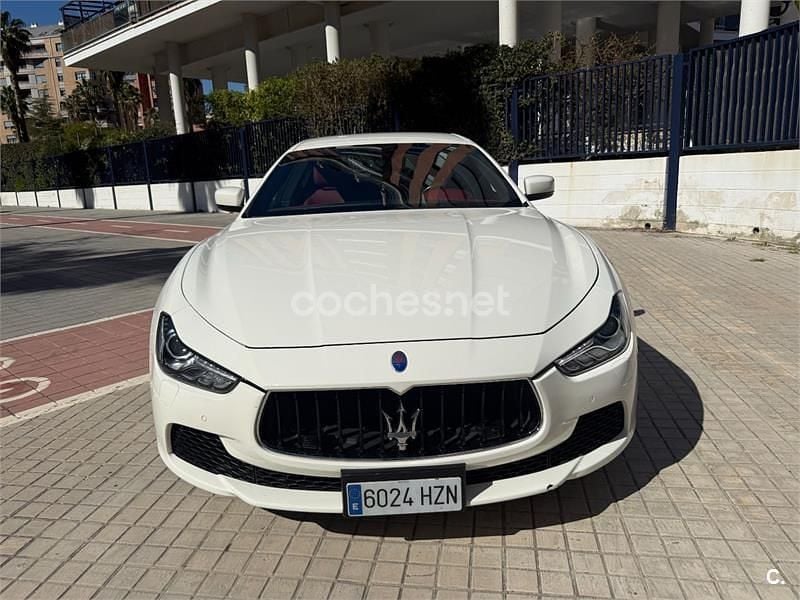 Usado Maserati Ghibli 410 CV (301 kW) 2014 Blanco Berlina