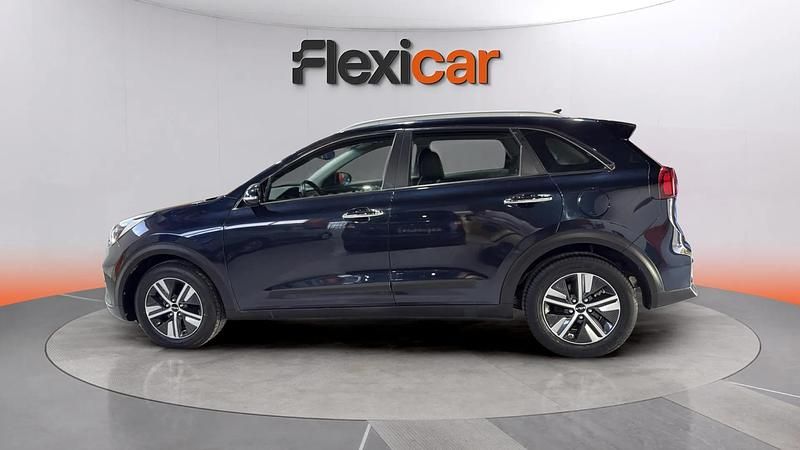 Usado Kia Niro 141 HP (103 kW) 2022 Azul SUV
