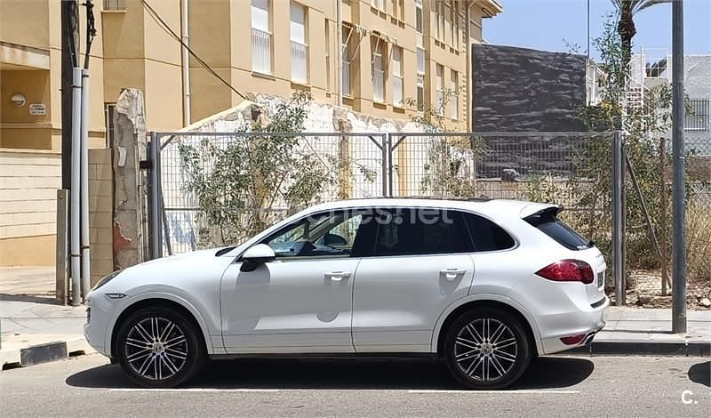 Usado Porsche Cayenne 240 CV (176 kW) 2012 Blanco SUV