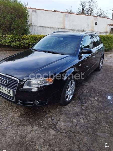 Usado Audi A4 115 CV (84 kW) 2007 Negro Familiar