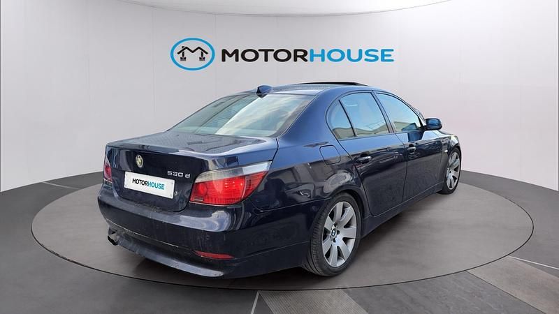 Usado BMW 530 231 CV (169 kW) 2006 Negro Berlina