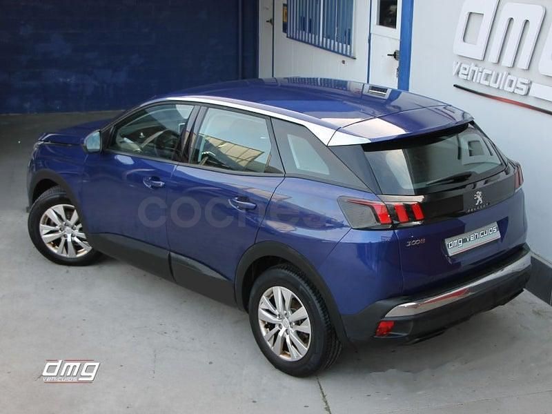 Usado Peugeot 3008 Active 131 CV (96 kW) 2017 Azul SUV