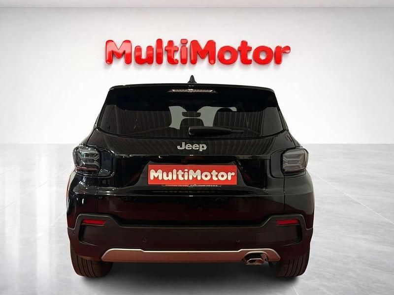 Usado Jeep Avenger Summit 99 CV (72 kW) 2023 Negro SUV