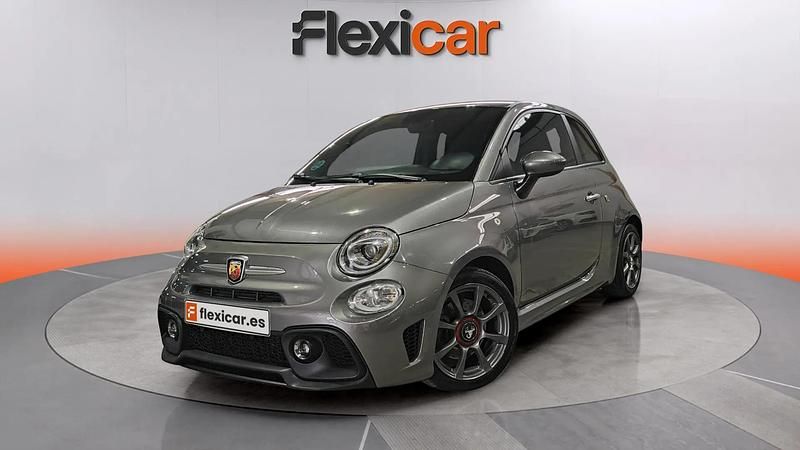 Usado Abarth 595 165 CV (121 kW) 2022 Gris Utilitario