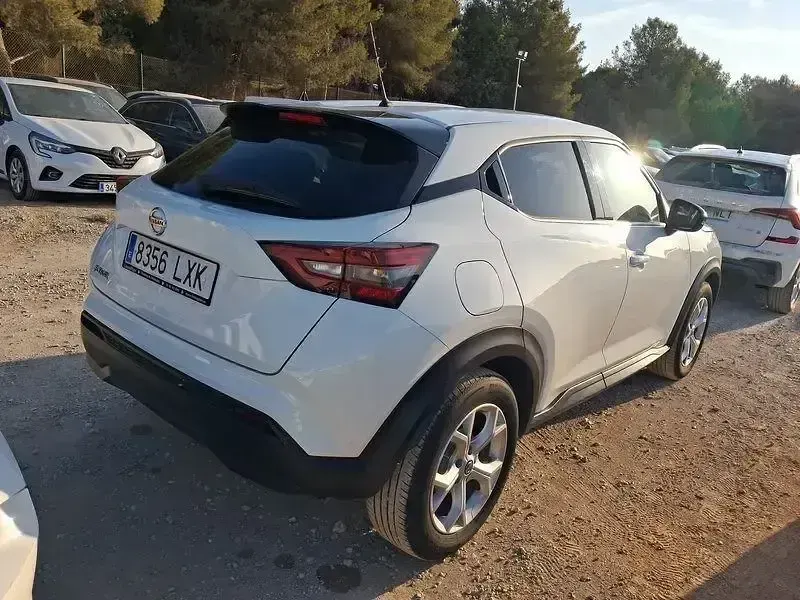Usado Nissan Juke Acenta 114 CV (83 kW) 2022 Blanco SUV