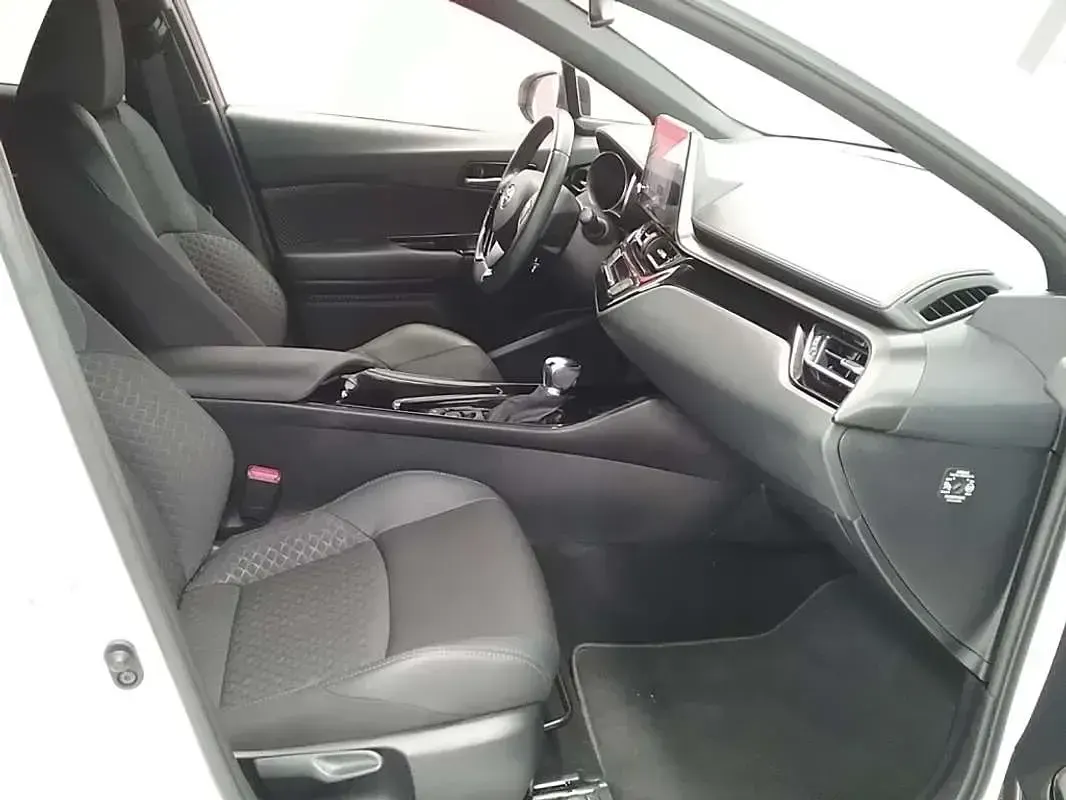 Usado Toyota C-HR Advance 122 CV (89 kW) 2022 Blanco SUV