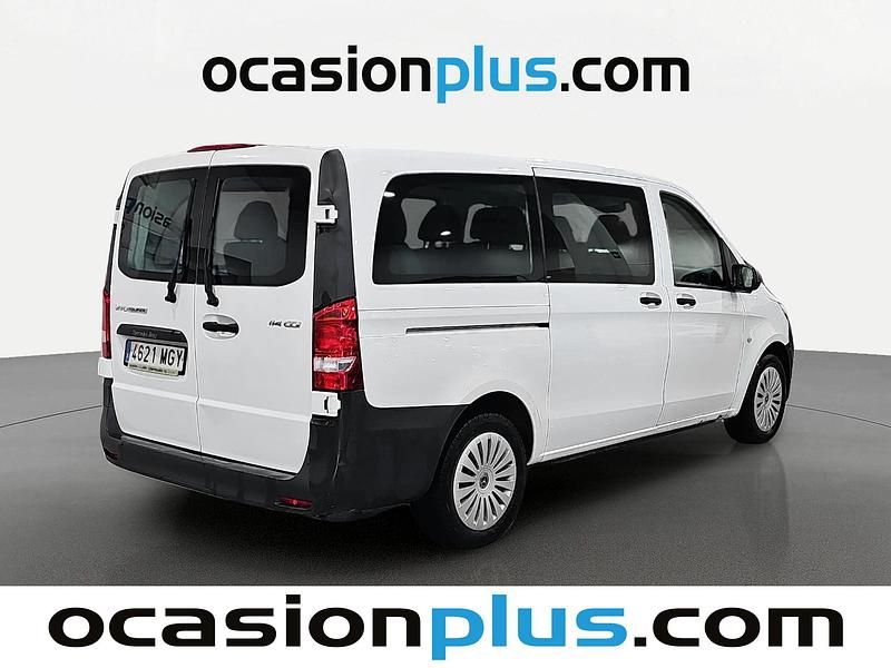 Usado Mercedes Vito 136 CV (100 kW) 2023 Blanco Van