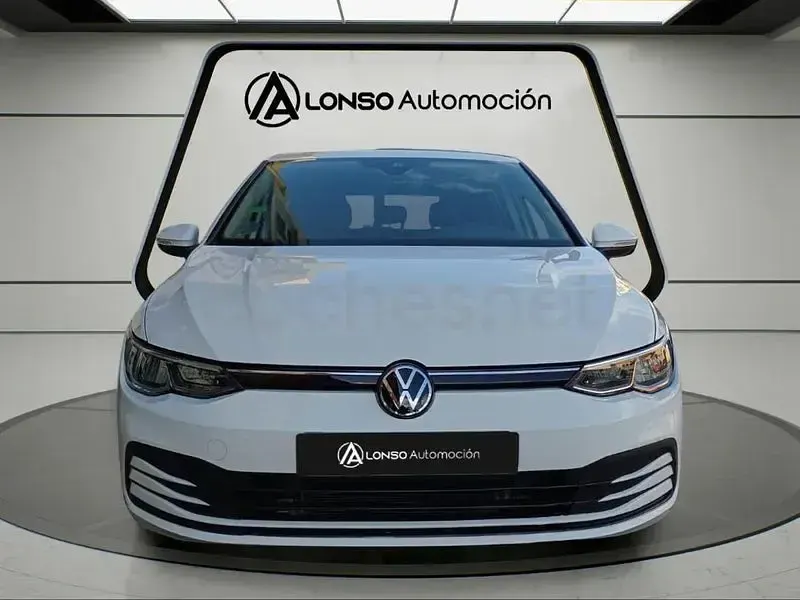 Usado VW Golf VIII Life 110 CV (80 kW) 2021 Blanco Berlina