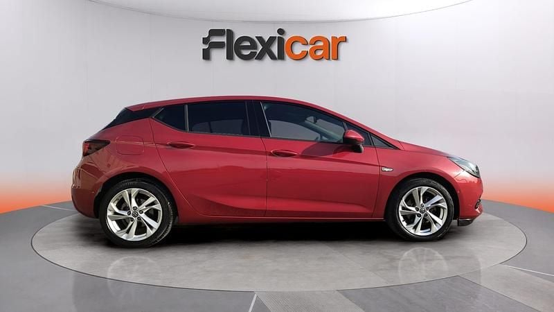 Usado Opel Astra 110 HP (80 kW) 2020 Vermelho Sedan