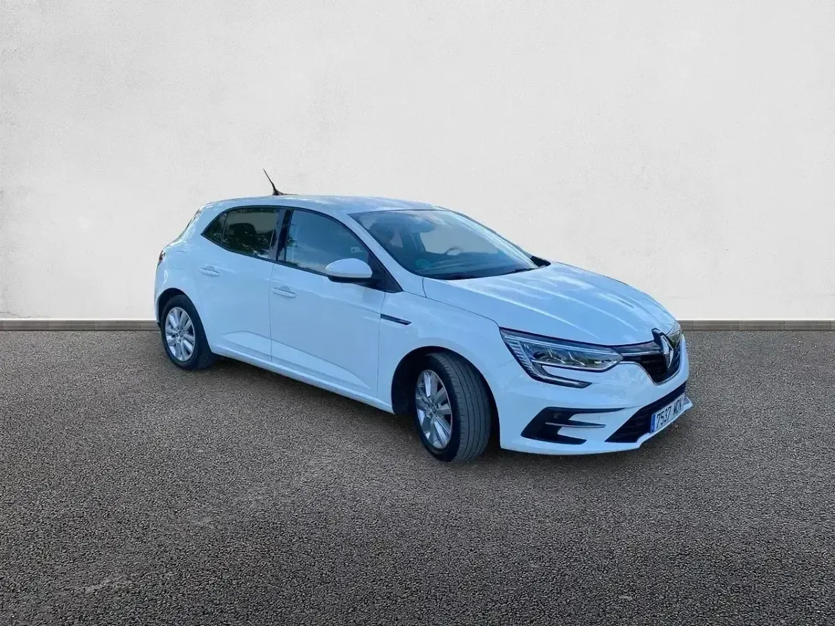 Usado Renault Mégane II Equilibre 115 CV (84 kW) 2023 Blanco Berlina